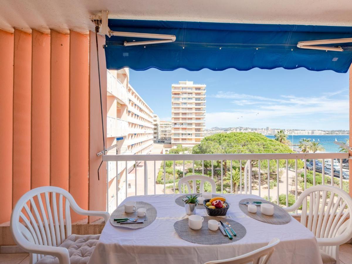 Apartment Le Mediterranee-1 By Interhome Frejus Ngoại thất bức ảnh