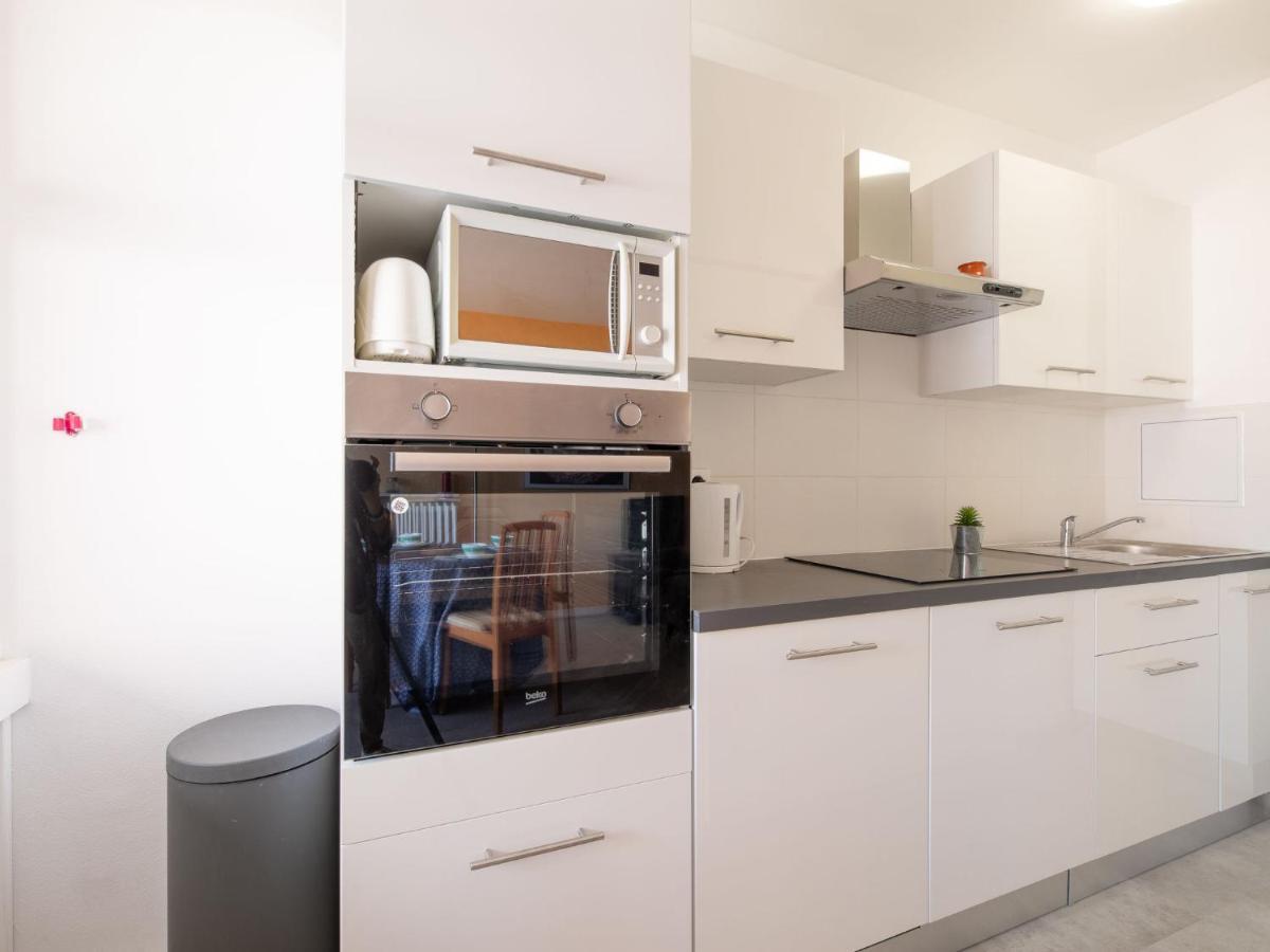 Apartment Le Mediterranee-1 By Interhome Frejus Ngoại thất bức ảnh